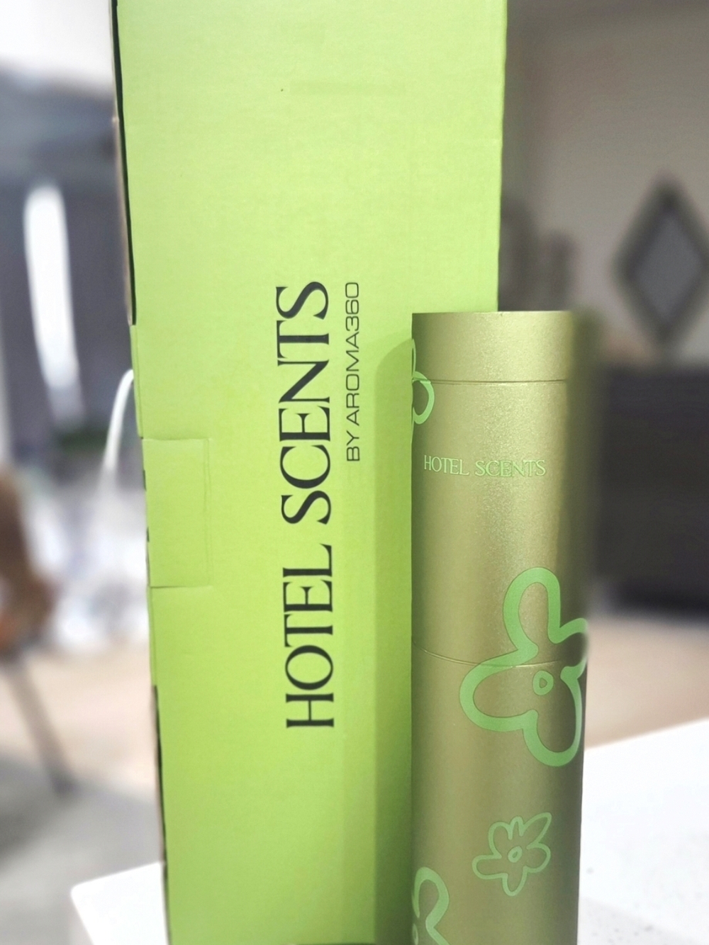 Hotel Scents by Aroma360 Air Diffuser Green Flower